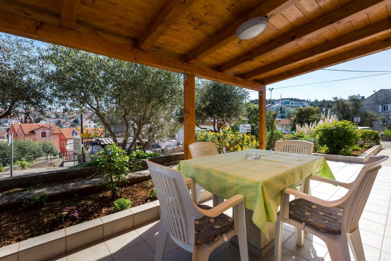 Apartment Marija Mali Losinj Exterior photo
